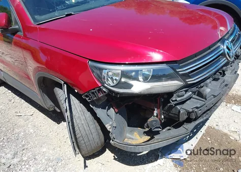 2012 Volkswagen Tiguan S из США, поврежденный, VIN WVGBV7AX4CW006282